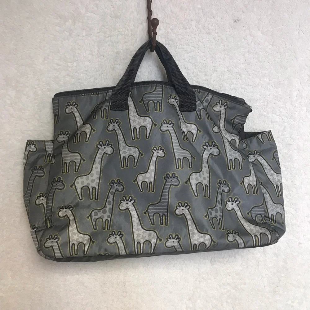 thirty-one Gray Giraffe Print Tote